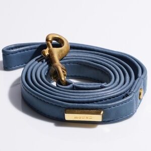 Hound Collection Leather Dog Leash Genuine Leather Gold Bar Logo